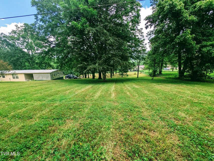 Photo #10: 222 Warren Drive