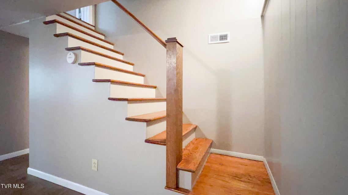 Photo #29: 412 Brookwood Dr