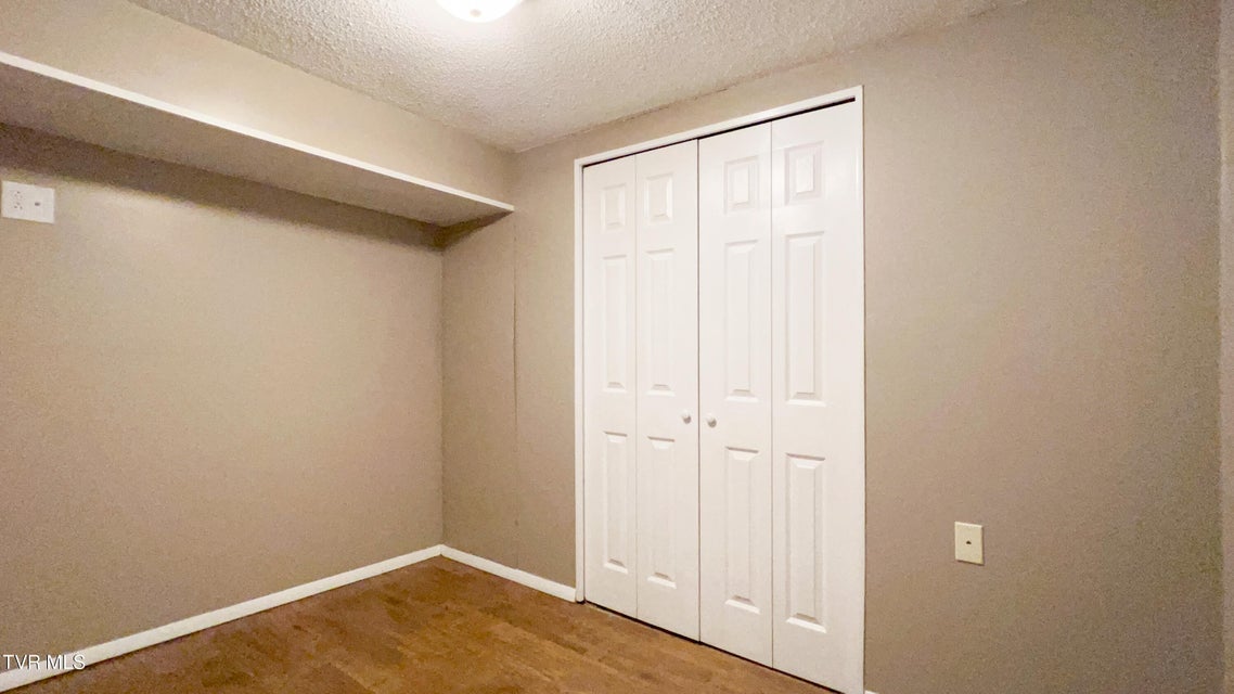 Photo #41: 412 Brookwood Dr