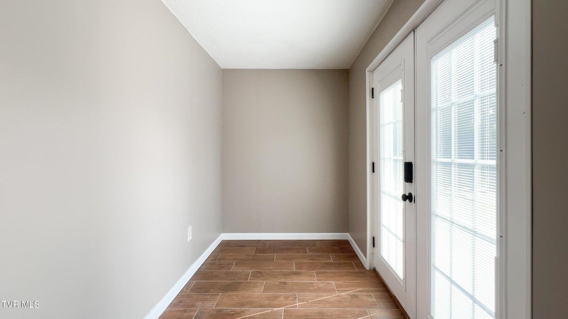 Photo #45: 412 Brookwood Dr