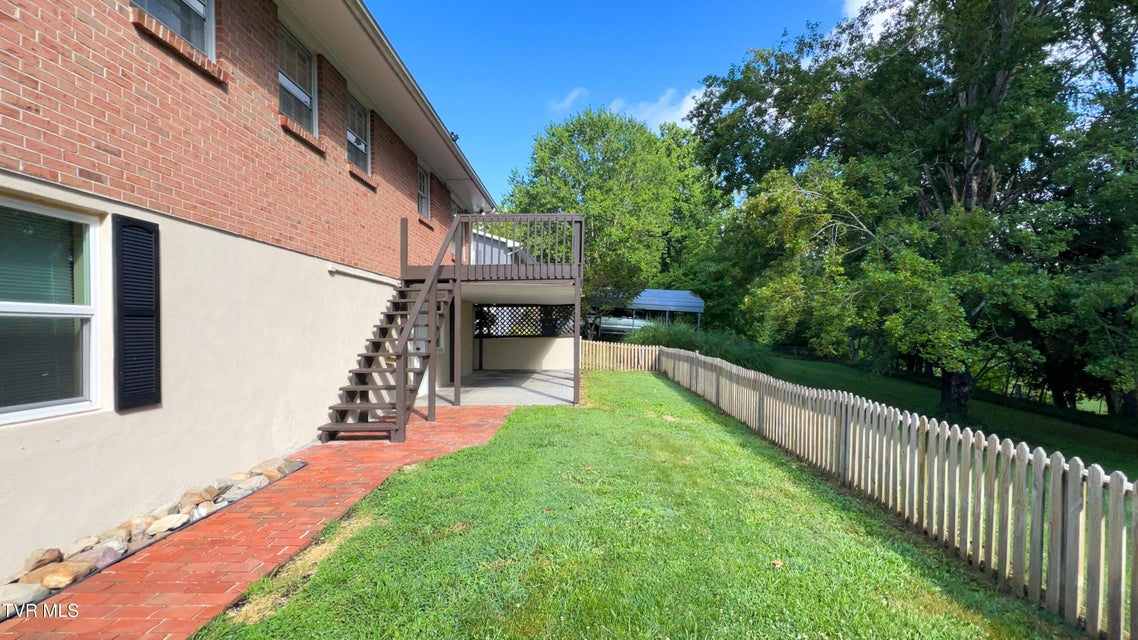 Photo #52: 412 Brookwood Dr