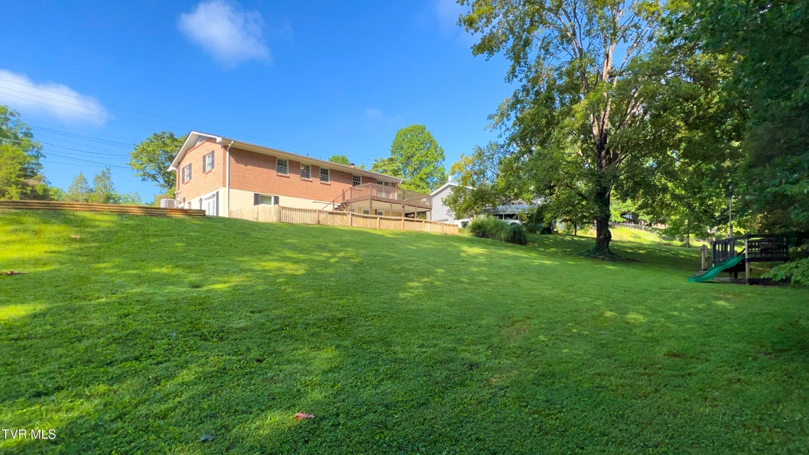 Photo #63: 412 Brookwood Dr