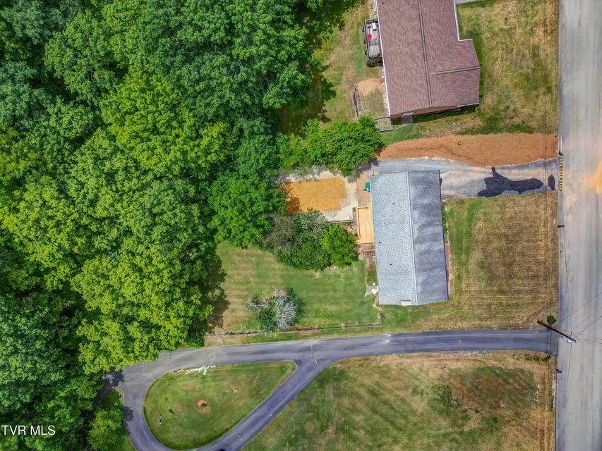 Photo #48: 4005 Leaning Pine Road