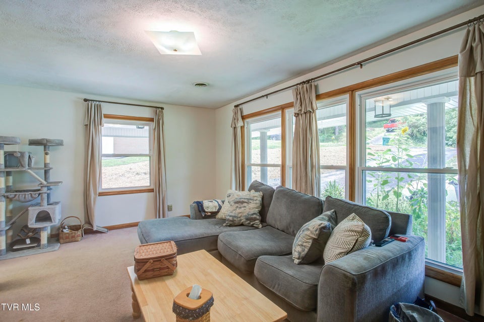 Photo #6: 4005 Leaning Pine Road
