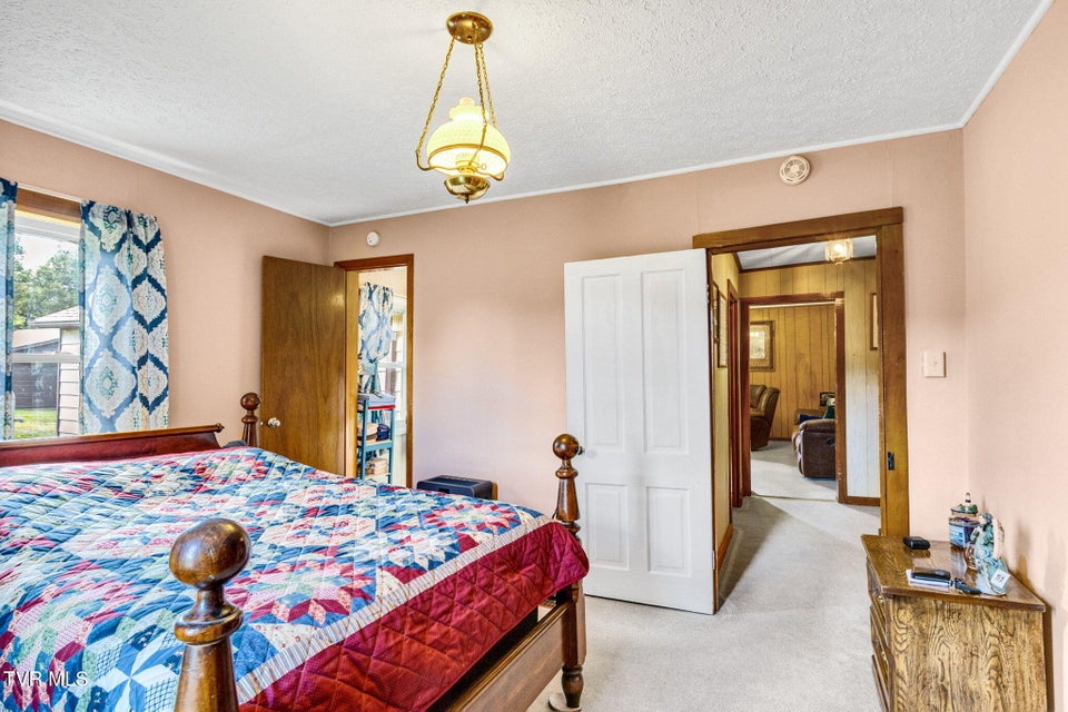 Photo #19: 2911 Kingdom Road