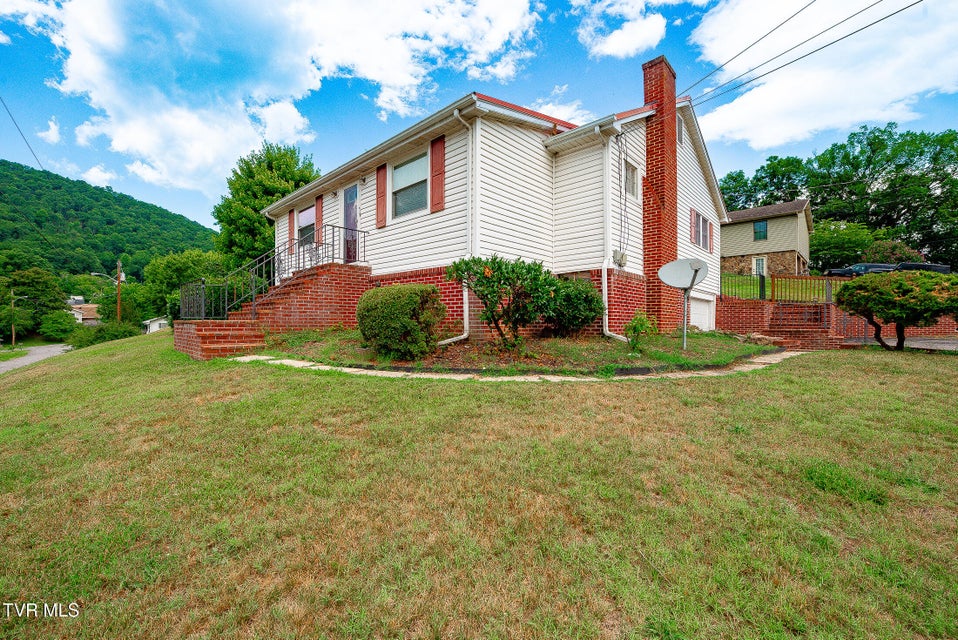 Photo #2: 151 Ventor Drive