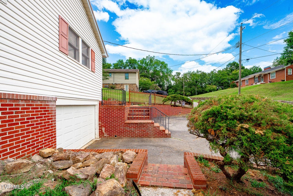 Photo #38: 151 Ventor Drive