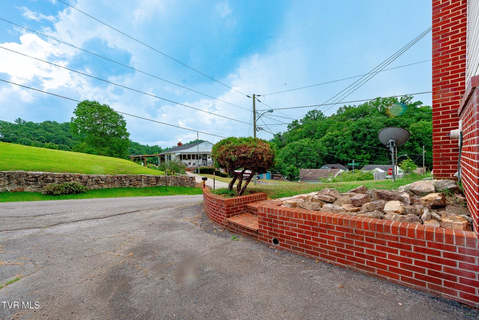 Photo #28: 151 Ventor Drive
