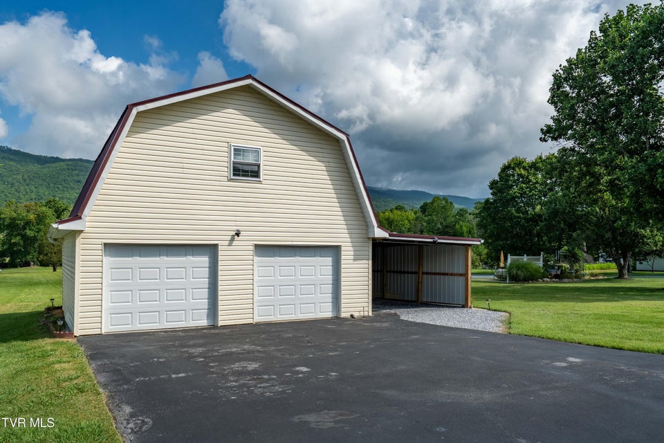 Photo #29: 247 Price Road