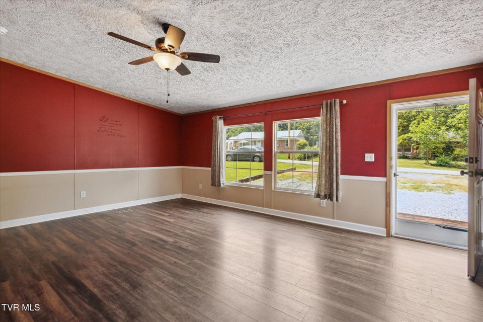 Photo #5: 4035 Ridge Road