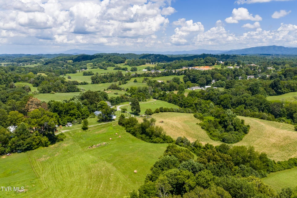 Photo #15: 1589 Rocky Hollow Road