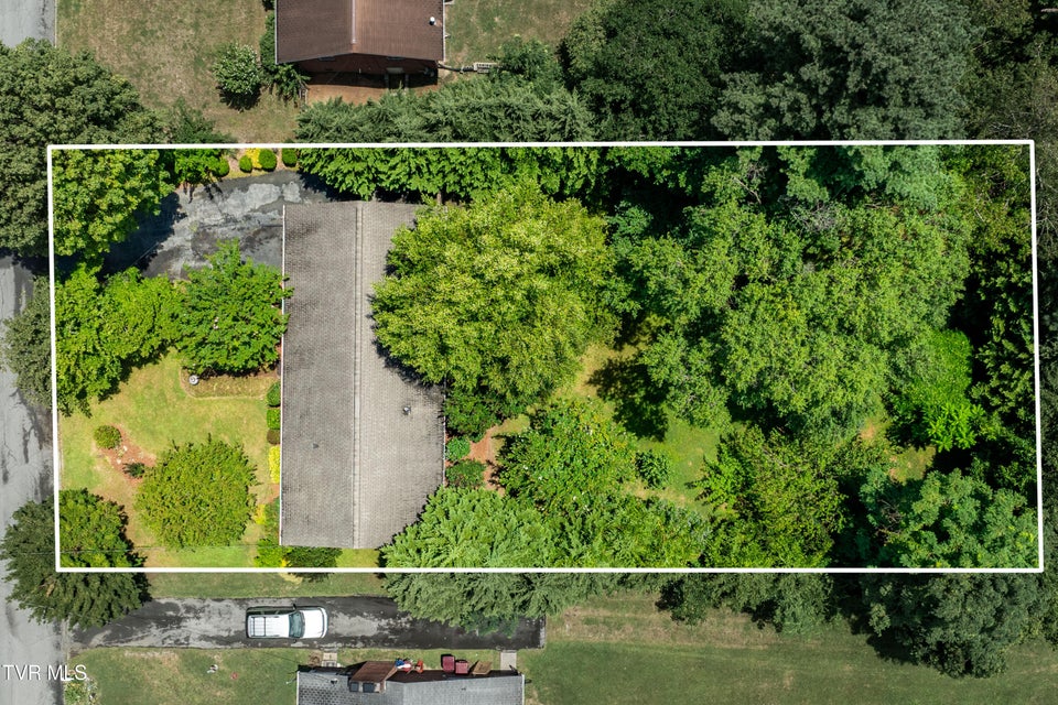 Photo #4: 2309 Nave Drive