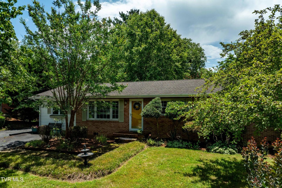 Photo #60: 2309 Nave Drive