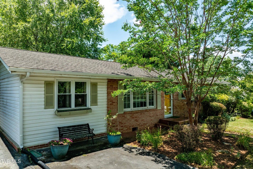 Photo #54: 2309 Nave Drive