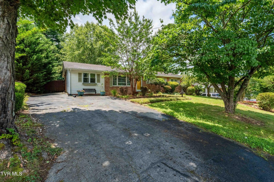 Photo #55: 2309 Nave Drive