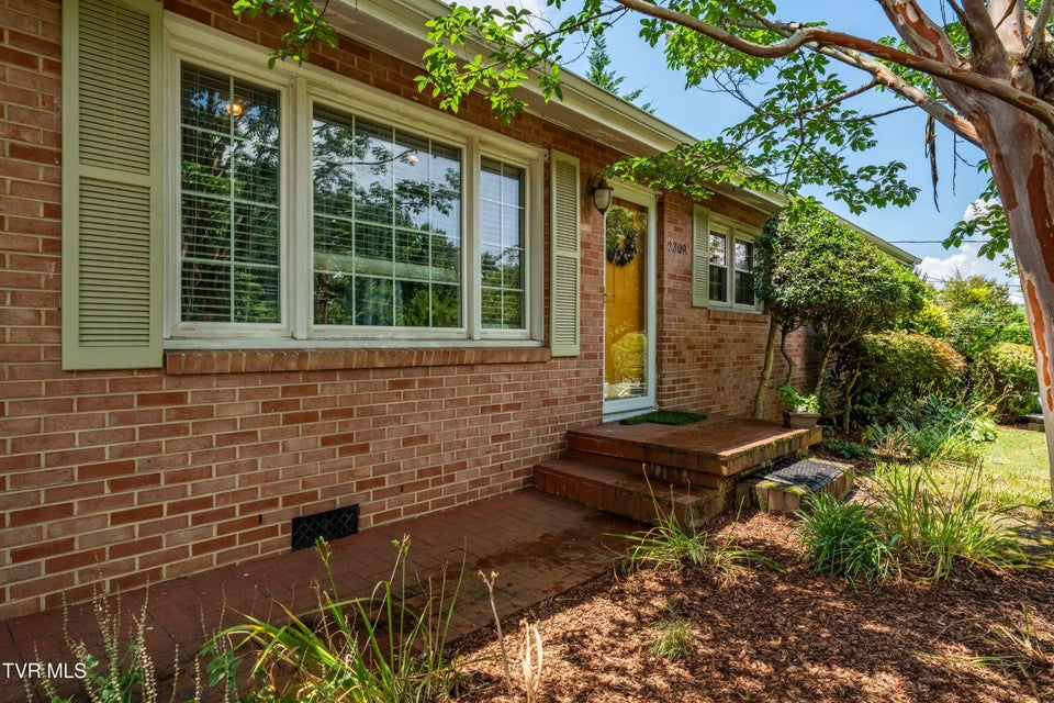Photo #6: 2309 Nave Drive