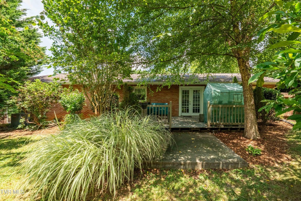 Photo #36: 2309 Nave Drive