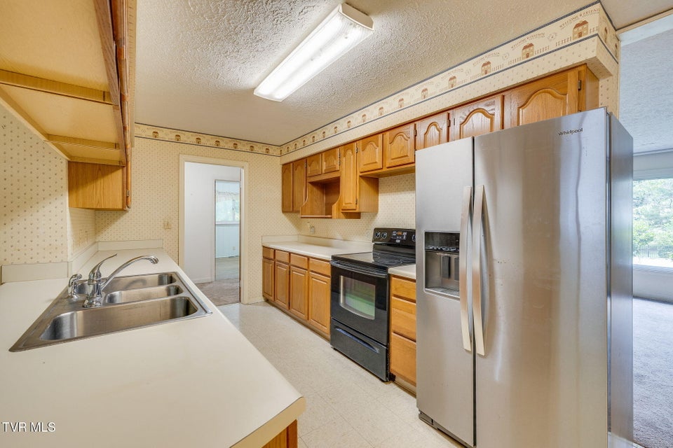 Photo #11: 201 Beechwood Road