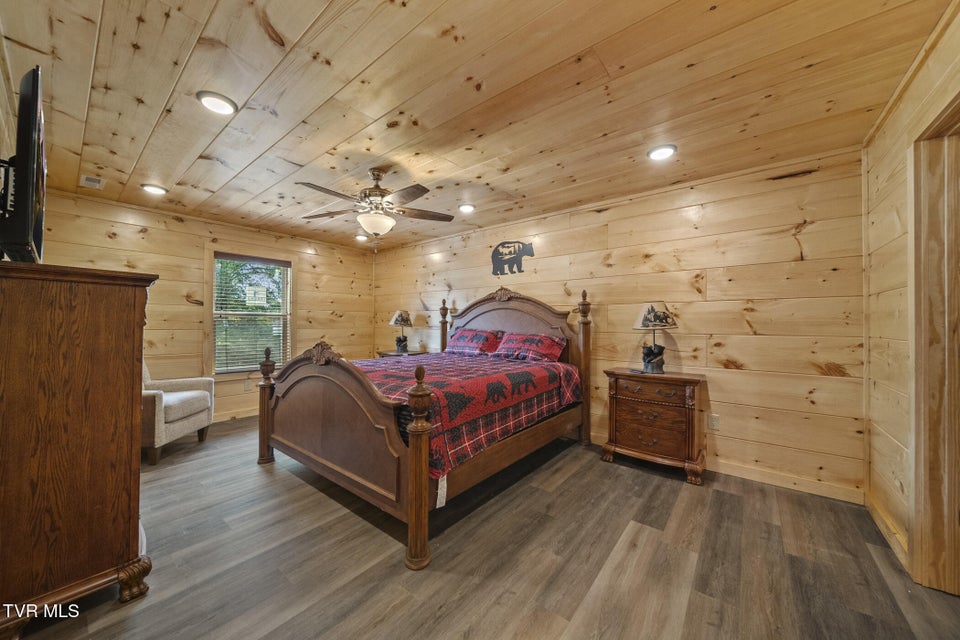Photo #19: 1515 Rainbow Ridge Drive