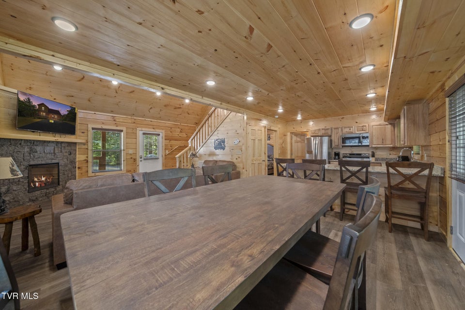 Photo #13: 1515 Rainbow Ridge Drive
