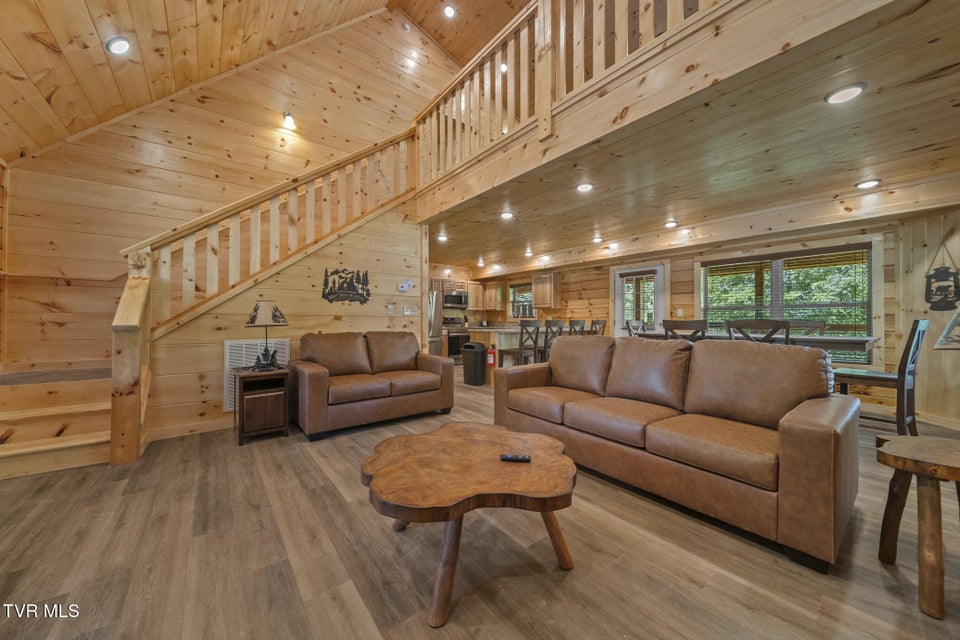 Photo #8: 1515 Rainbow Ridge Drive