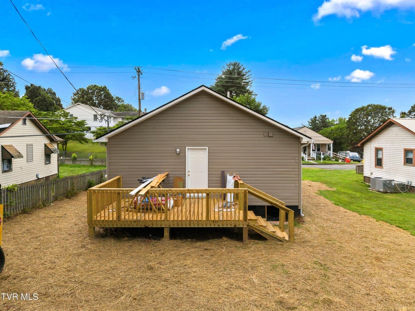 Photo #3: 605 Brummit Street