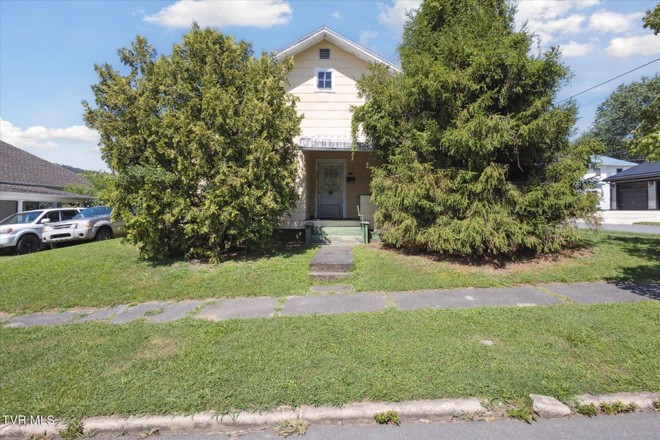 Photo #2: 335 Catawba Street
