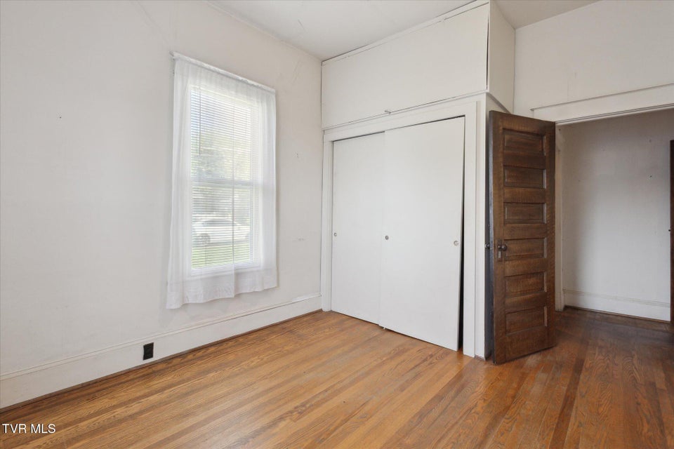 Photo #20: 335 Catawba Street