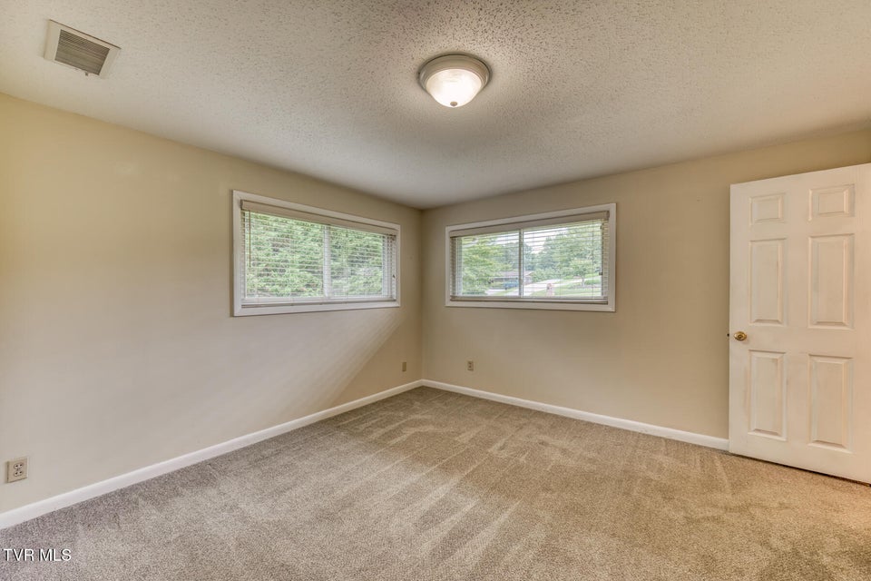 Photo #29: 2233 Pendragon Road