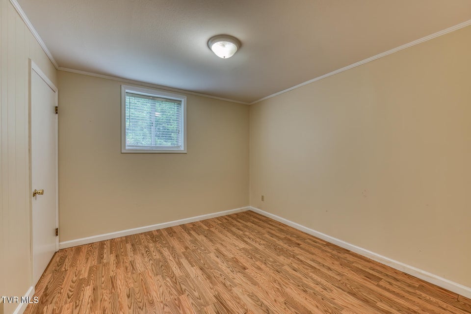 Photo #43: 2233 Pendragon Road