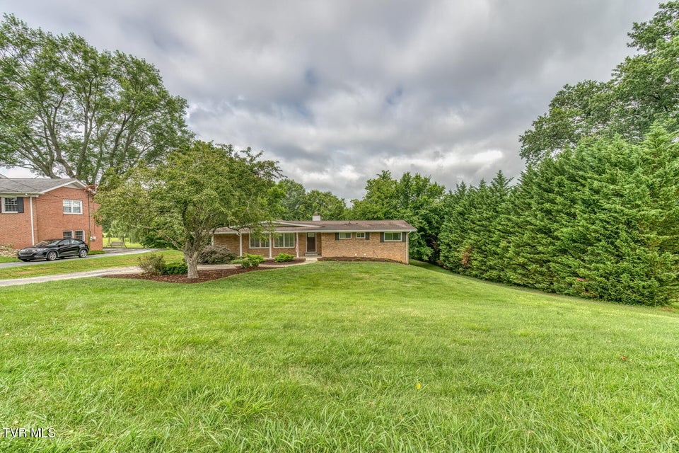 Photo #48: 2233 Pendragon Road