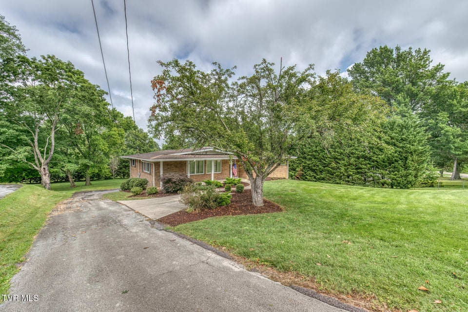 Photo #50: 2233 Pendragon Road