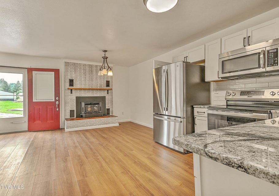 Photo #16: 409 Heaton Street