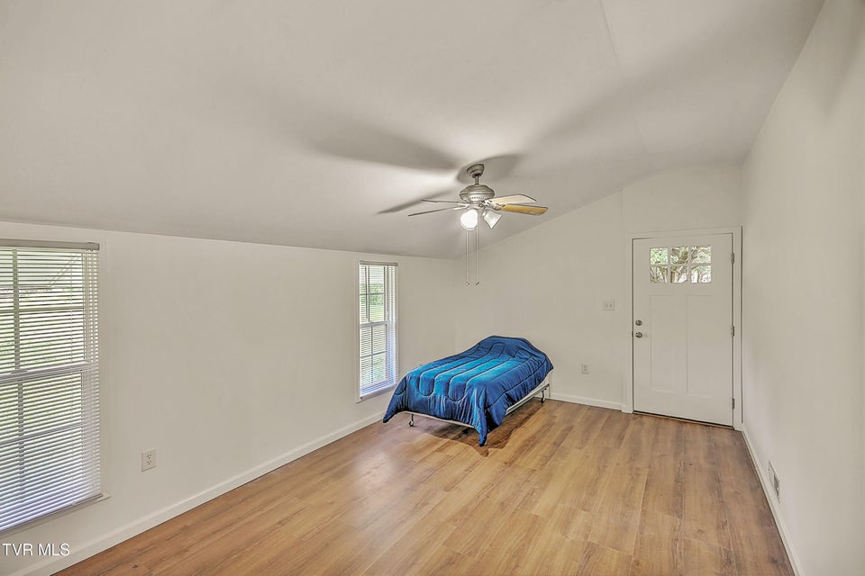 Photo #17: 409 Heaton Street