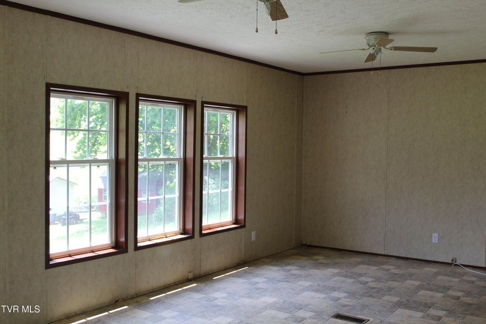 Photo #3: 402 Beeline Road