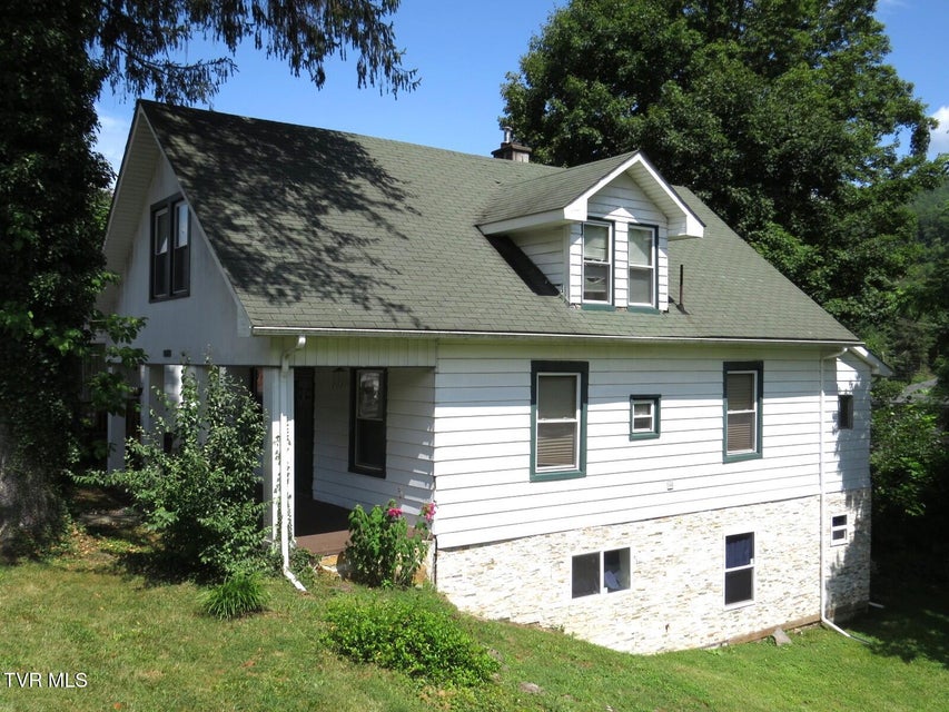 Photo #52: 1203 Virginia Avenue