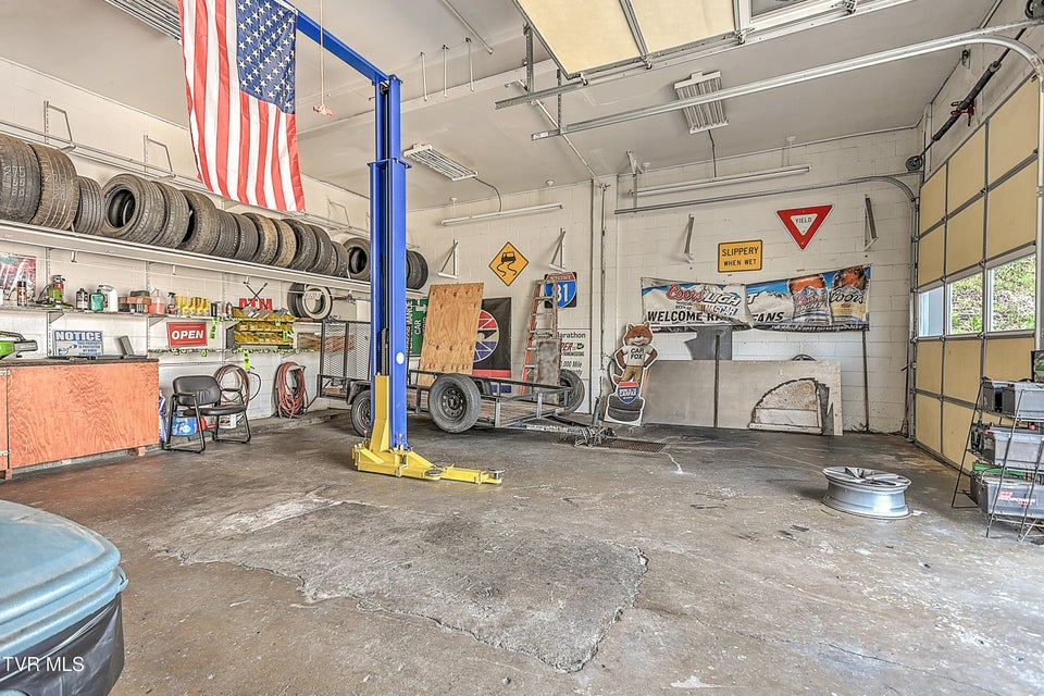 Photo #16: 2245 Euclid Avenue