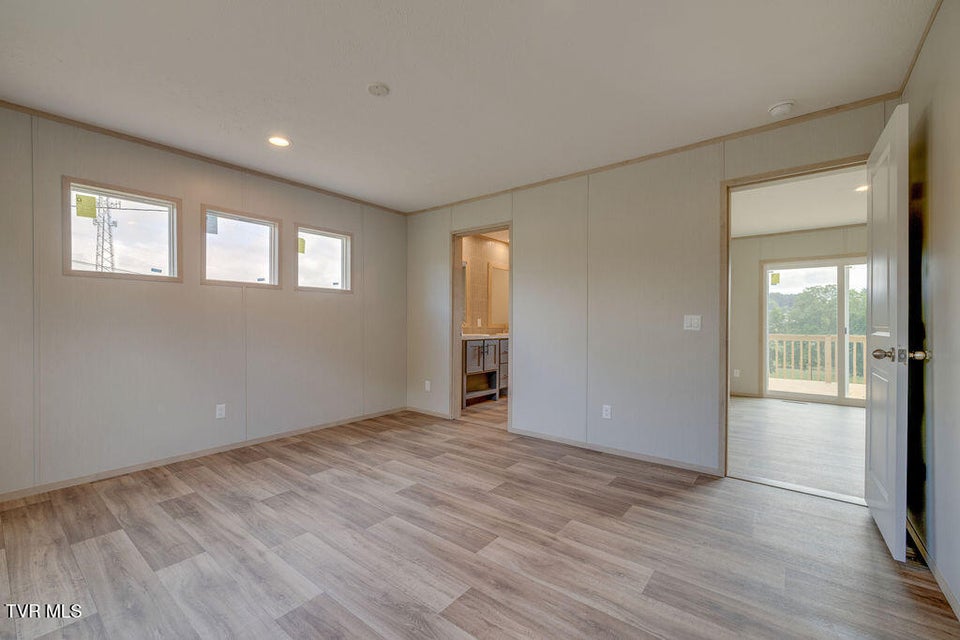 Photo #16: 106 Iris Lane
