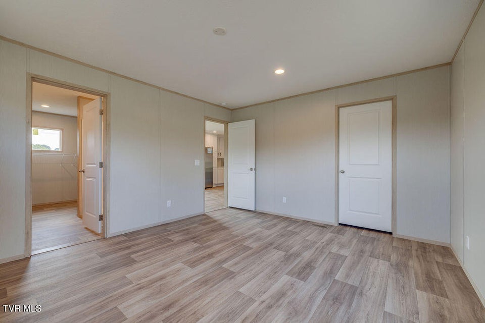 Photo #17: 106 Iris Lane