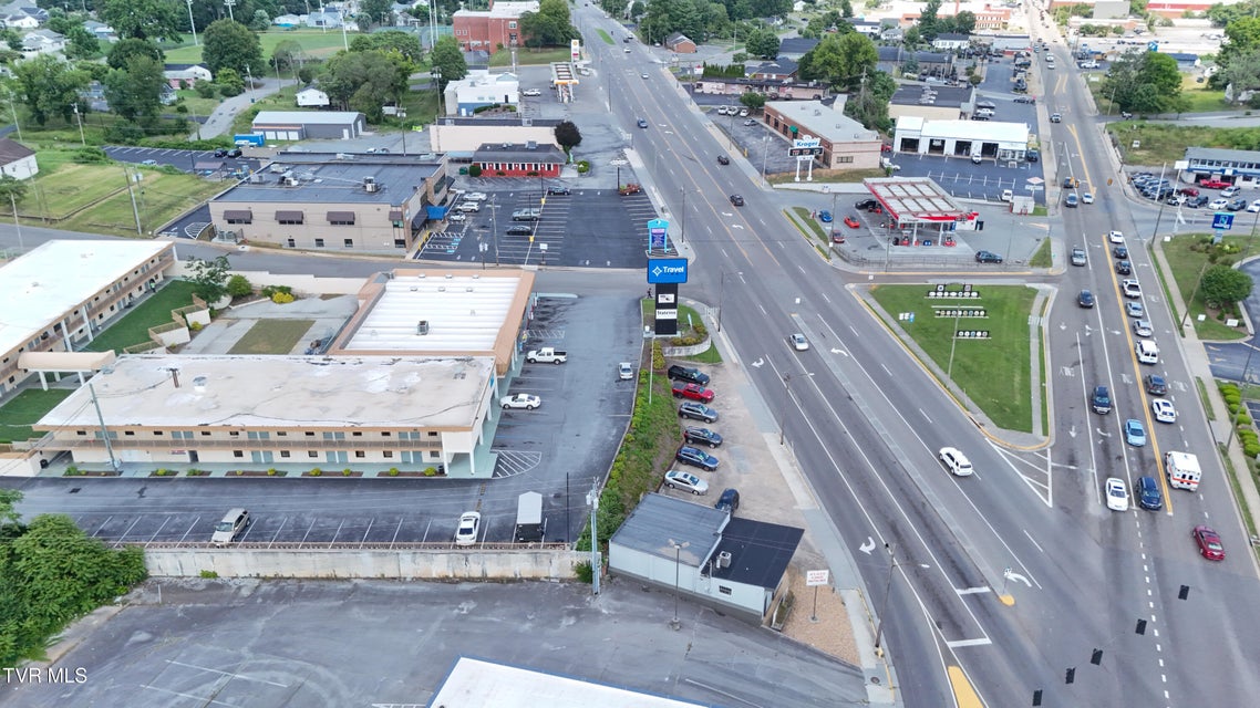 Photo #35: 2245 Euclid Avenue