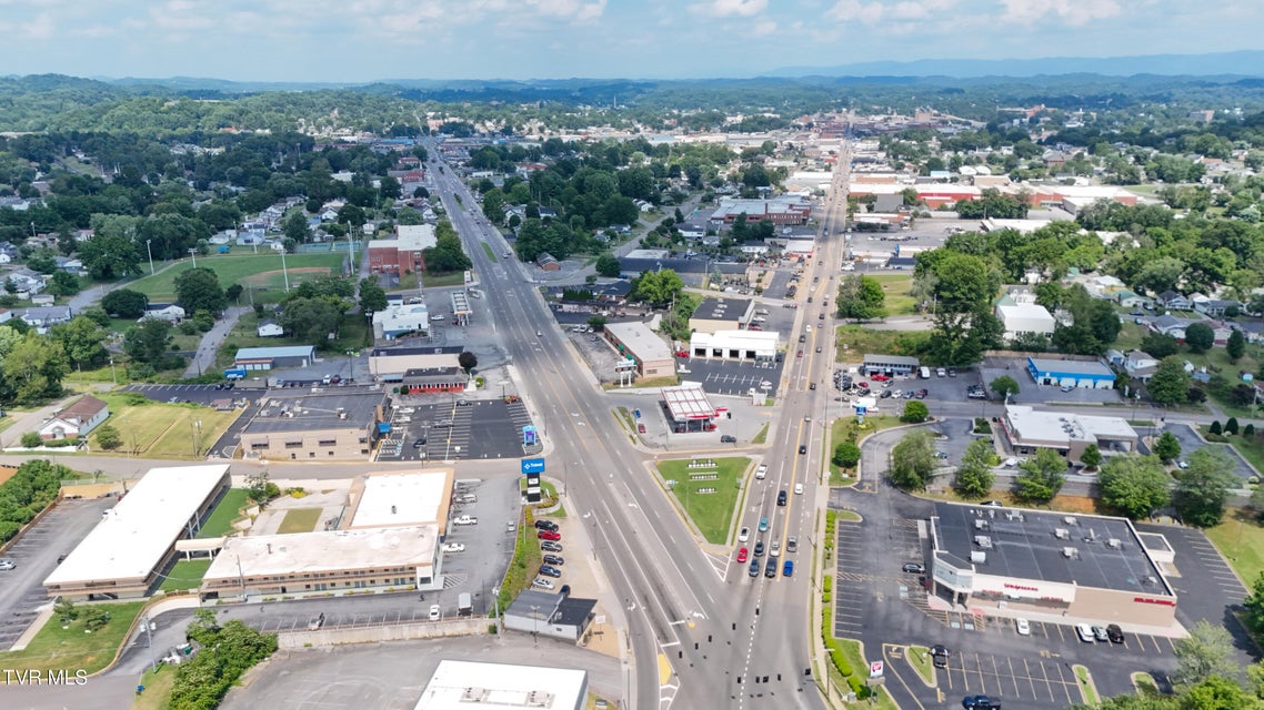 Photo #51: 2245 Euclid Avenue