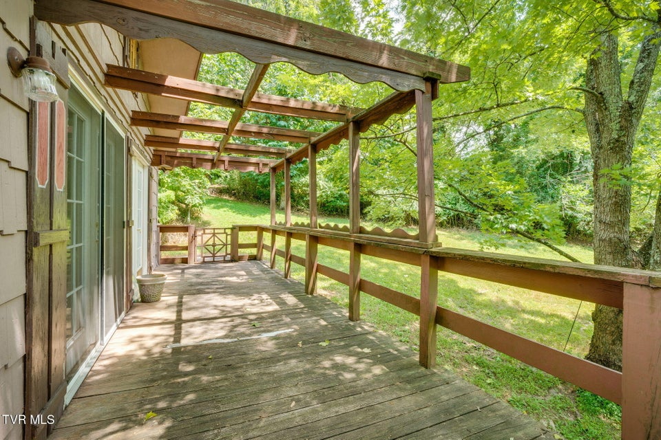 Photo #4: 299 Dogwood Drive