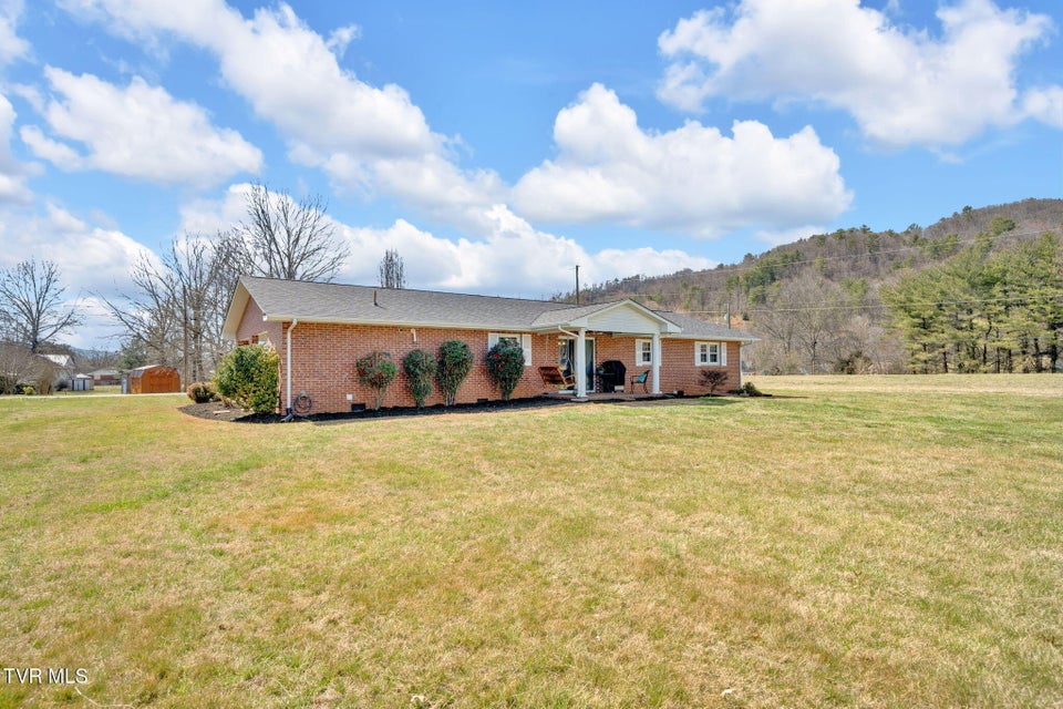 Photo #28: 520 Lyle Road