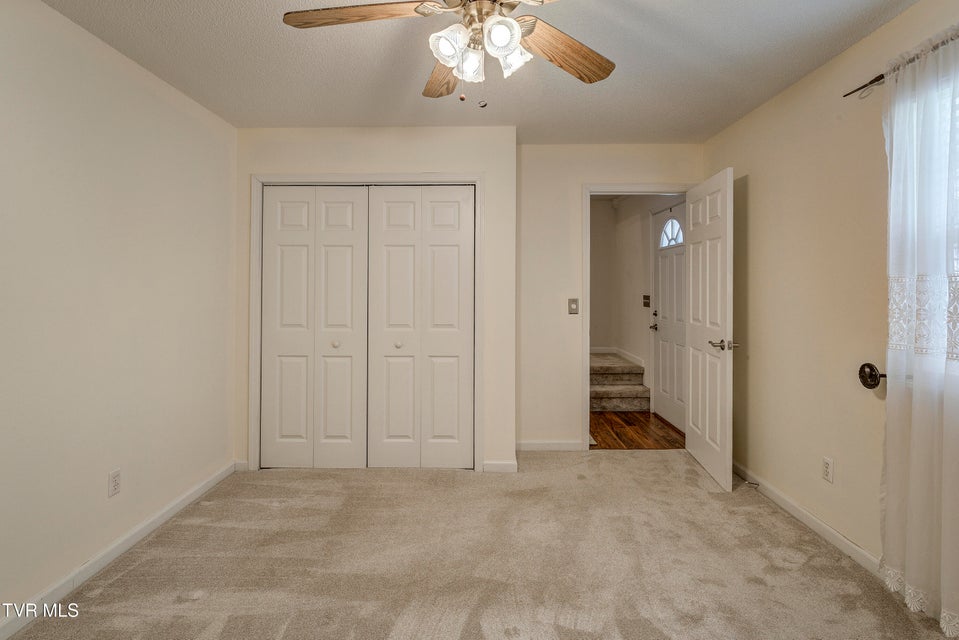 Photo #6: 301 Hallbrook Drive