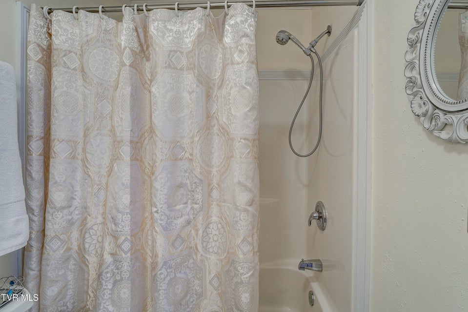 Photo #8: 301 Hallbrook Drive