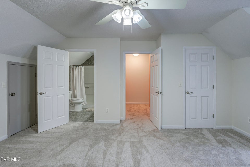 Photo #28: 301 Hallbrook Drive