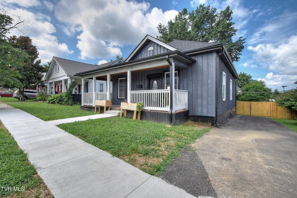 Photo #3: 216 3rd Street