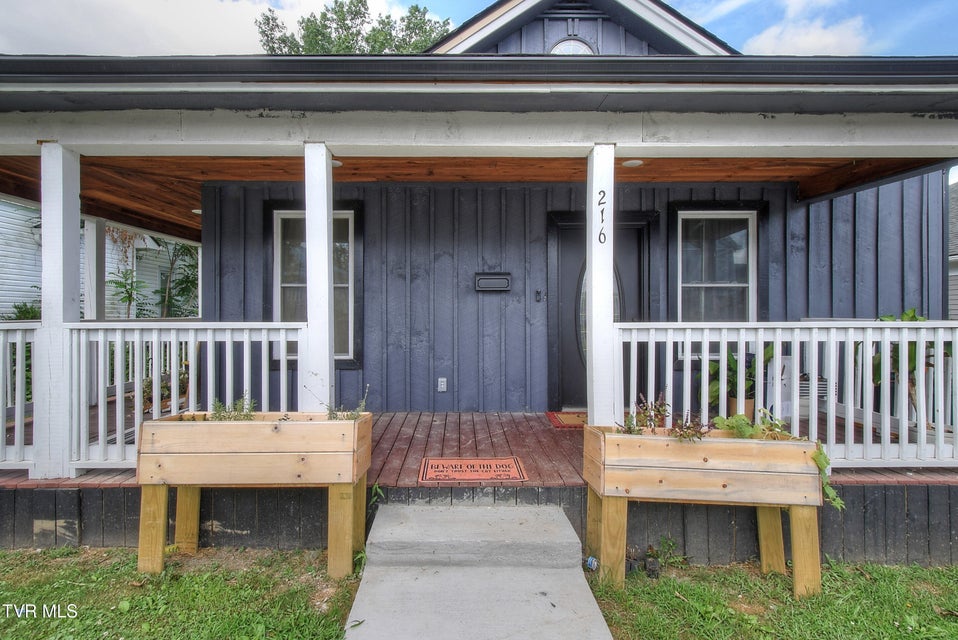Photo #5: 216 3rd Street