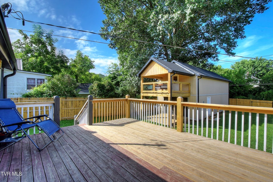 Photo #24: 216 3rd Street