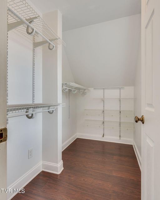 Photo #29: 702 Glen Oaks Place